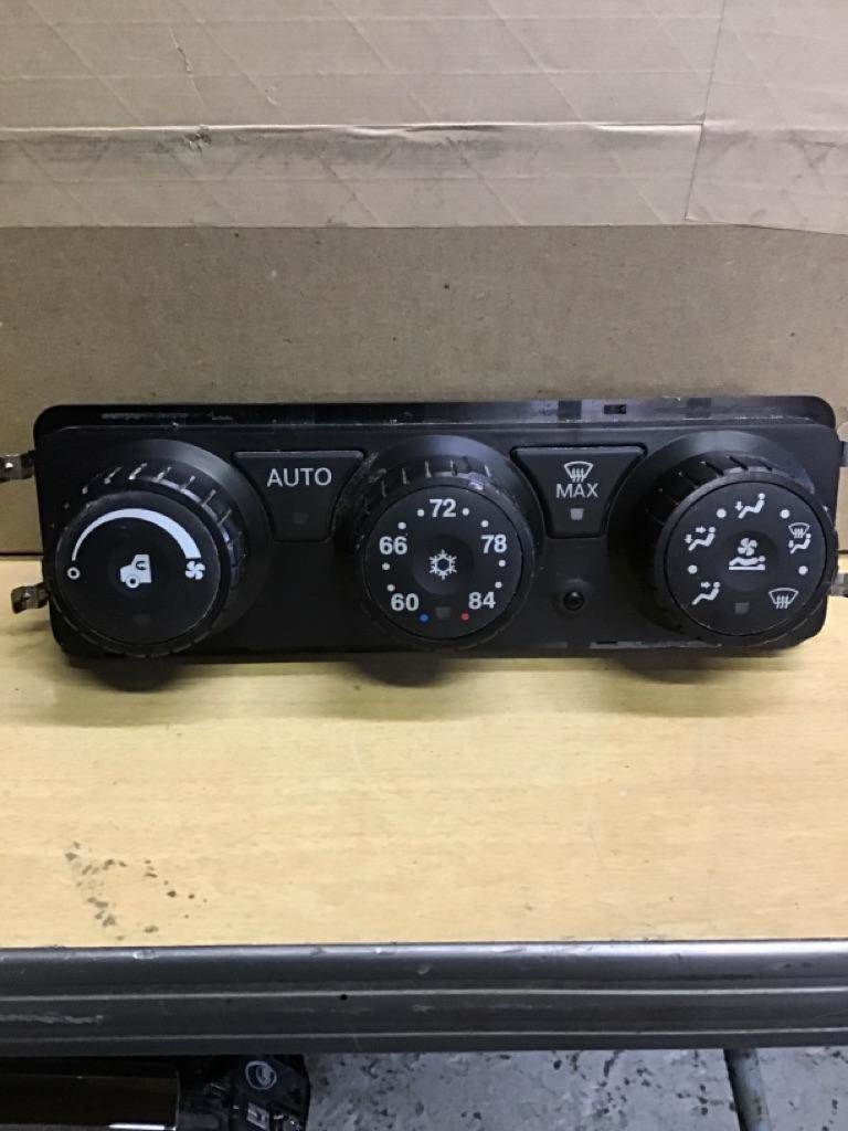 2017 Kenworth T680 Heater / AC Temp Control For Sale Wykoff, MN