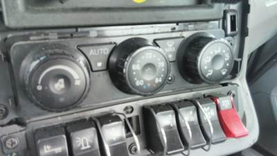 Kenworth T680 Heater / AC Temp Control