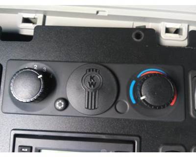2019 Kenworth T680 Left Sleeper HVAC Temp Control, Part # F21-1035