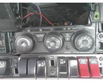 Used 2015 Kenworth T680 Heater / AC Temp Control