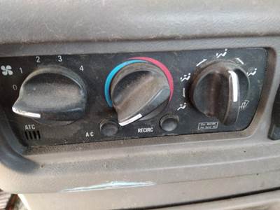 Mack CH612 Heater / AC Temp Control