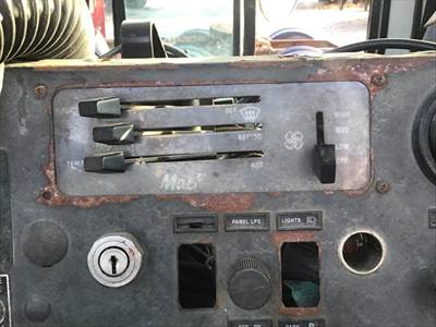 Mack MR690 Heater / AC Temp Control