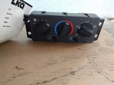 Mack Pinnacle CXU613 Heater / AC Temp Control for a Mack CXU613