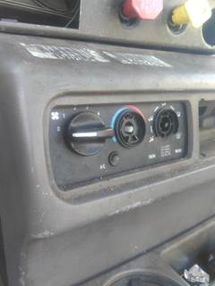 Mack Vision CX612 Heater / AC Temp Control for a Mack CX612