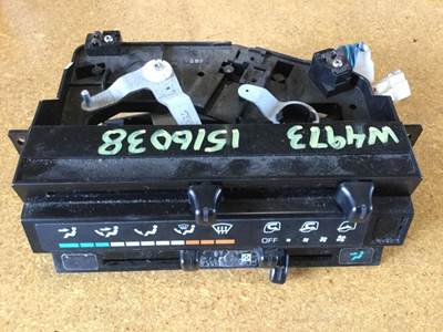 Mitsubishi Fuso FM617 Heater / AC Temp Control