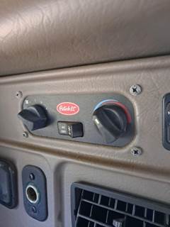 Peterbilt 386 Heater / AC Temp Control