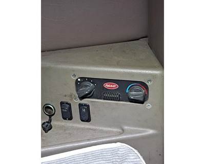 Peterbilt 387 Heater / AC Temp Control