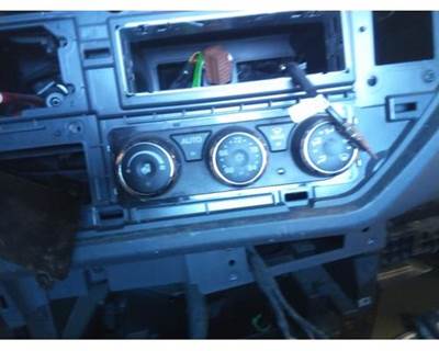 Used 2024 Peterbilt 537 Heater / AC Temp Control