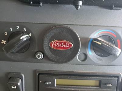 Peterbilt 579 Heater / AC Temp Control