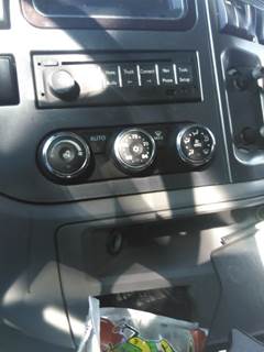 Peterbilt 579 Heater / AC Temp Control