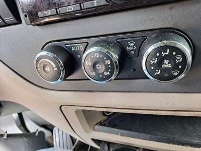 Peterbilt 579 Heater / AC Temp Control