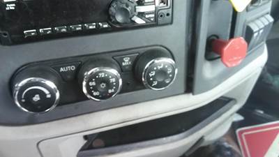 Peterbilt 579 Heater / AC Temp Control