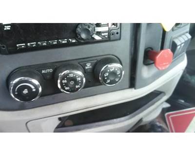 Peterbilt 579 Heater / AC Temp Control