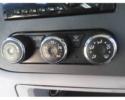 Peterbilt 579 Heater / AC Temp Control