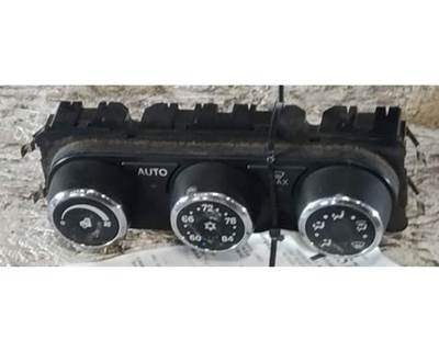 2015 Peterbilt 579 Heater / AC Temp Control, Part # Q21-6032-1381