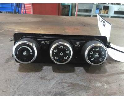 2018 Peterbilt 579 Heater/AC Temperature Control (Auto)