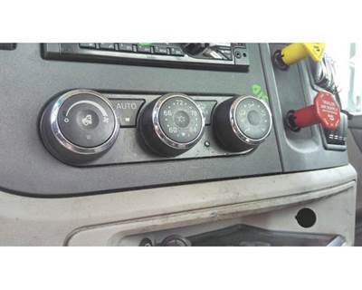 Peterbilt 579 Heater / AC Temp Control