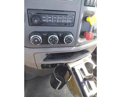 Used 2015 Peterbilt 579 Heater / AC Temp Control