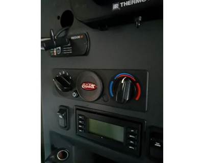 Peterbilt 579 Heater / AC Temp Control