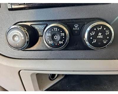 Peterbilt 579 Heater / AC Temp Control
