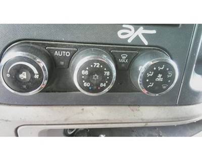 Peterbilt 579 Heater / AC Temp Control