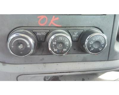 Peterbilt 579 Heater / AC Temp Control