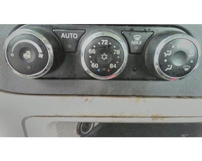 Peterbilt 579 Heater / AC Temp Control