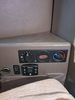 Peterbilt 587 Heater / AC Temp Control