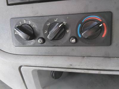Peterbilt 587 Heater / AC Temp Control