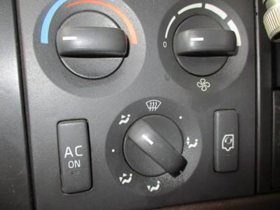 Volvo VNL Heater / AC Temp Control