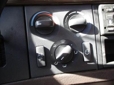 Volvo VNL Heater / AC Temp Control