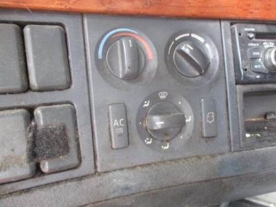 Volvo VNL Heater / AC Temp Control
