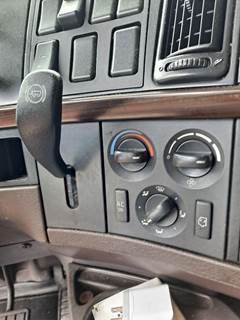 Volvo VNL Heater / AC Temp Control