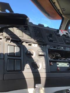 Volvo VNM Heater / AC Temp Control