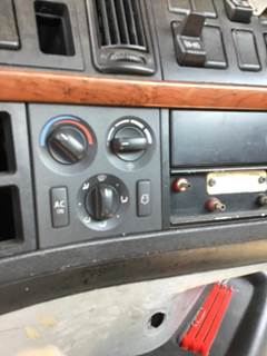 Volvo VNM Heater / AC Temp Control