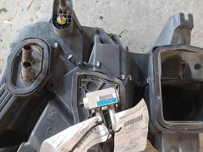 Freightliner Century Class 120 Heater Core for a Freightliner CENTURY 120