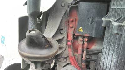 Freightliner Cascadia 126 Right Hood Bracket