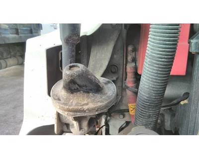 Freightliner Cascadia 126 Right Hood Bracket