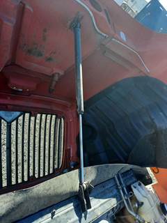 International 8600 Hood Bracket