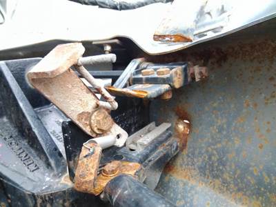 Kenworth T370 Right Hood Bracket