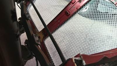 Kenworth T680 Hood Bracket