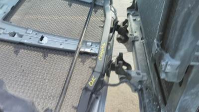 Kenworth T680 Hood Bracket