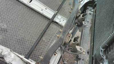 Kenworth T680 Hood Bracket