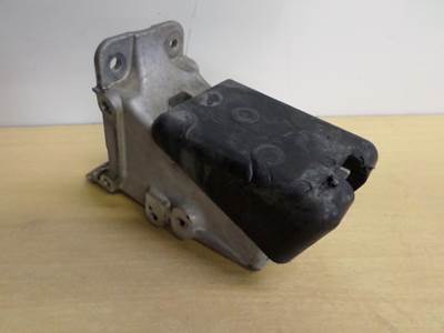 Kenworth T880 Hood Bracket