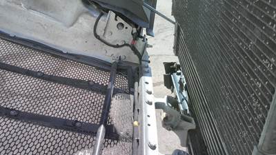 Peterbilt 579 Hood Bracket