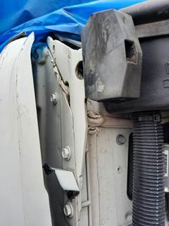 Peterbilt 579 Hood Bracket