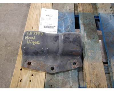 Freightliner Cascadia 125 Hood Hinge