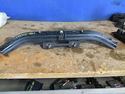 Freightliner Cascadia 126 Hood Hinge