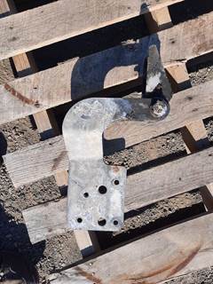 Kenworth T660 Right Hood Hinge