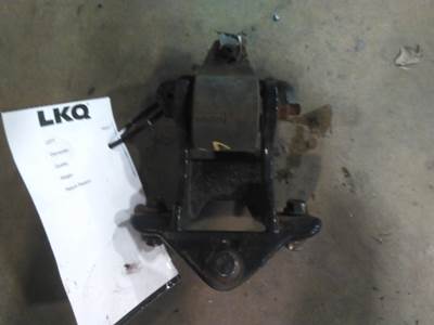 Mack Pinnacle CXU612 Left Hood Hinge for a Mack CXU612